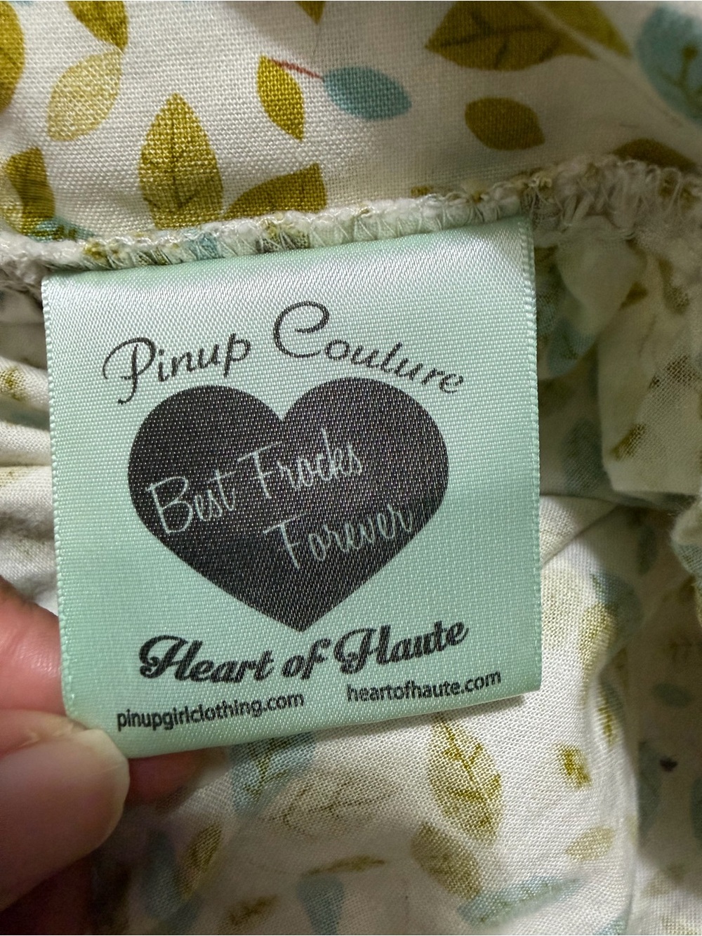 Pinup Couture x Heart of Haute Best Frocks Forever Leaf Print Swing Skirt Small - Picture 2 of 5
